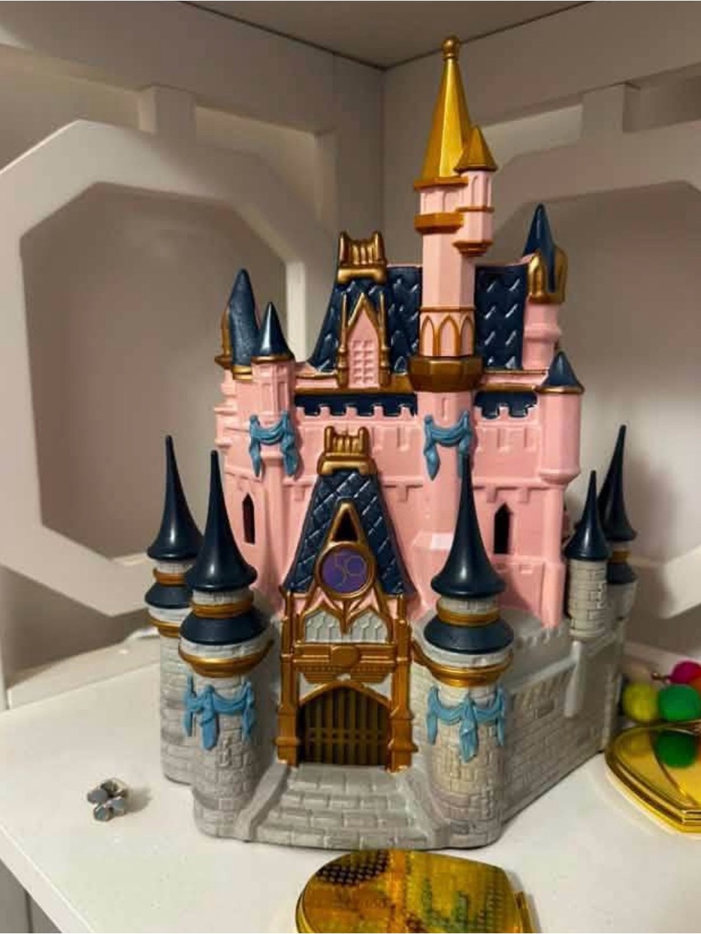 Disney Cinderella Castle Scentsy Warmer โ Walt Disney World 50th Anniversary
